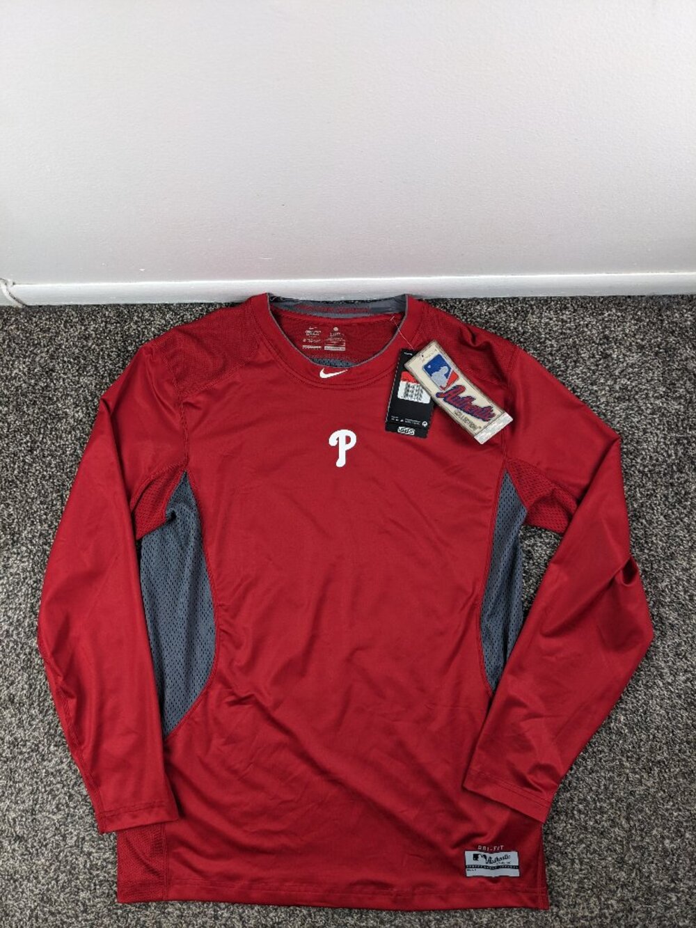 Philadelphia Phillies Shirt Nike Pro Combat Long Sleeve Center Swoosh Mens Large